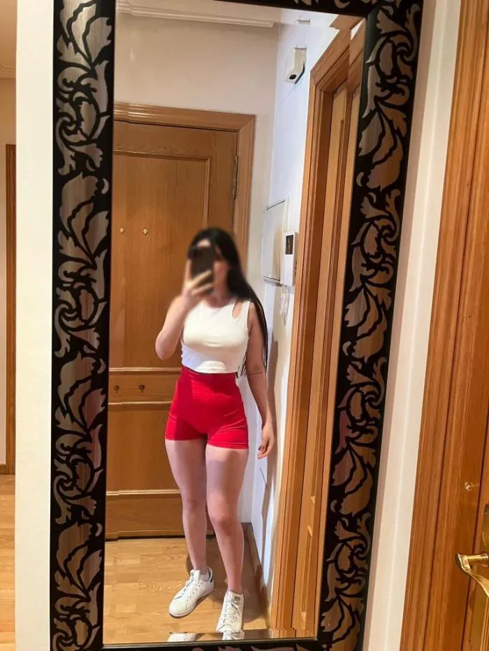 Nina Espectacular Masajes - +34 611333005 - immagine 2 di 4