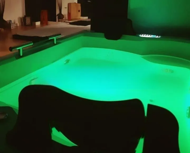 Isabella Sensaciones Tantricas - +34 681656743 - immagine 2 di 2