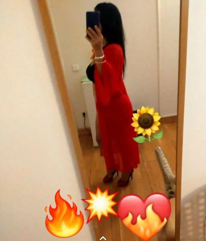 Masajes Helena y Más - +34 678877194 - copertina