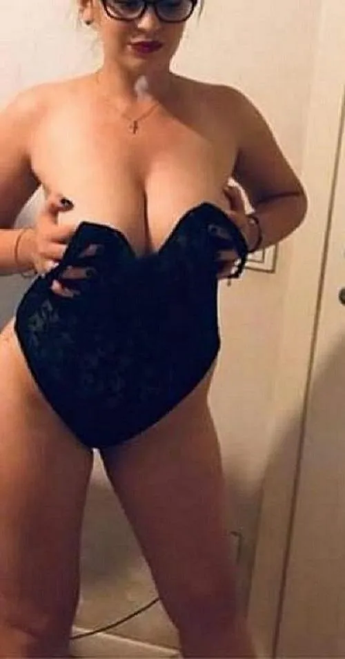 MASSAGGIATRICE EROTICA