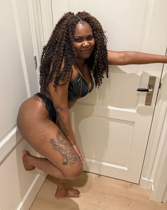 MASSAGGIATRICE EROTICA IN TOUR
