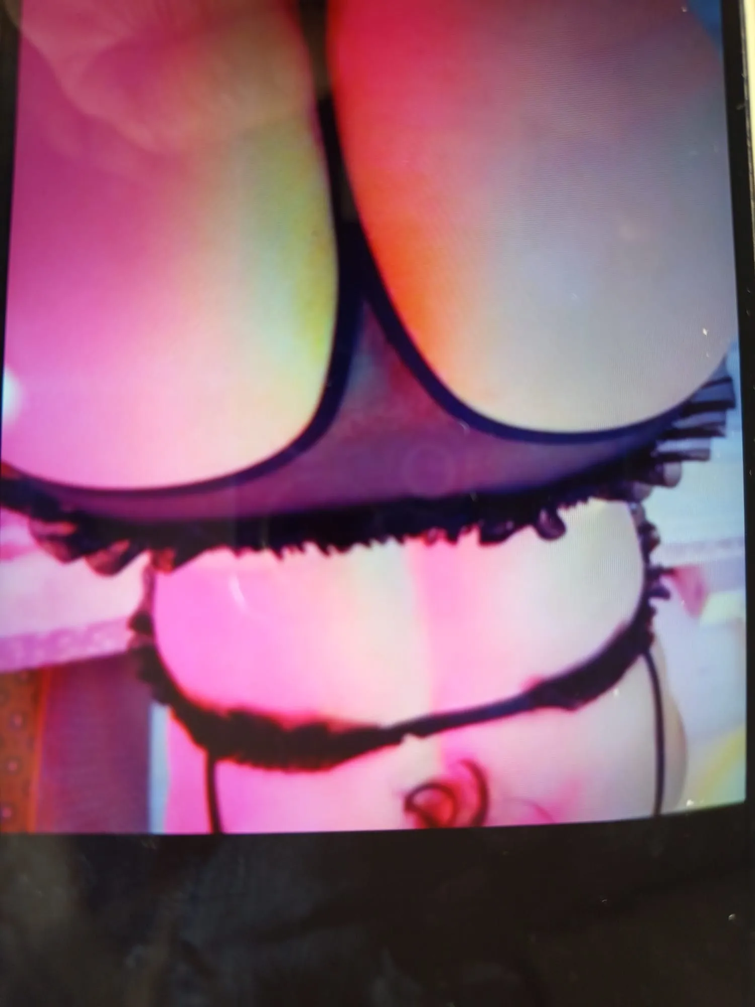 Due Bellissime Milf orientali 