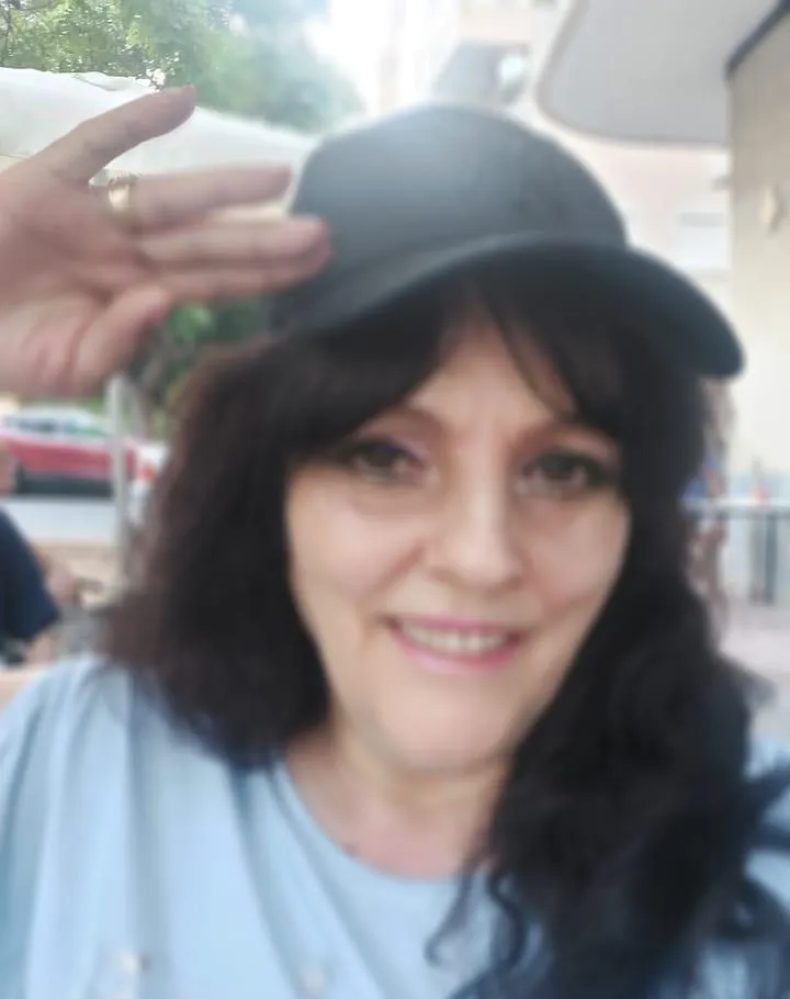 Masajes Cariñosos de Sara - +34652180917 - copertina