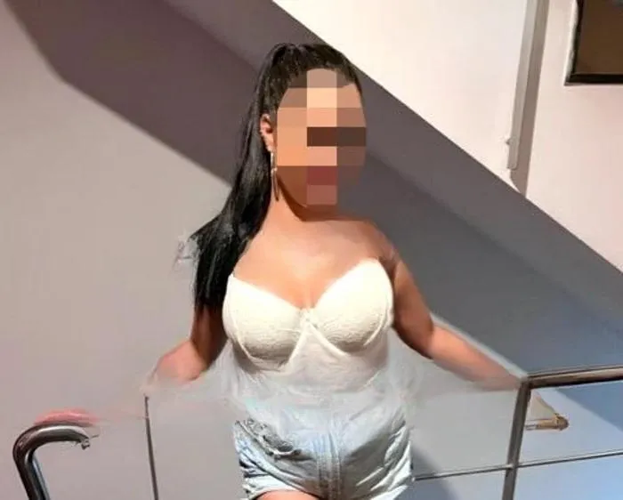 Masajes Catalanas Jóvenes - +34 938494895 - immagine 2 di 2