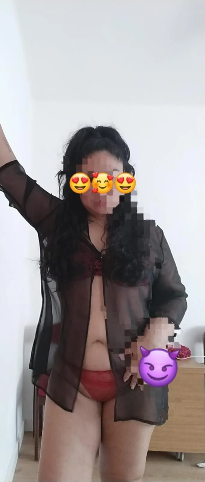 Sensual Latina Spa
