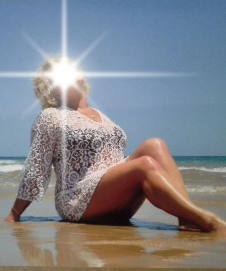 MADURA ESPAÑOLA~ MASAJES EROTICOS RELAJANTES 