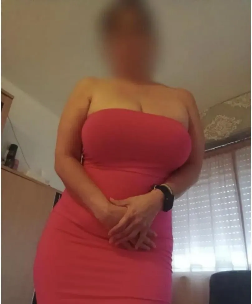 Esbelta Morena Masajes - +34 617536197 - copertina