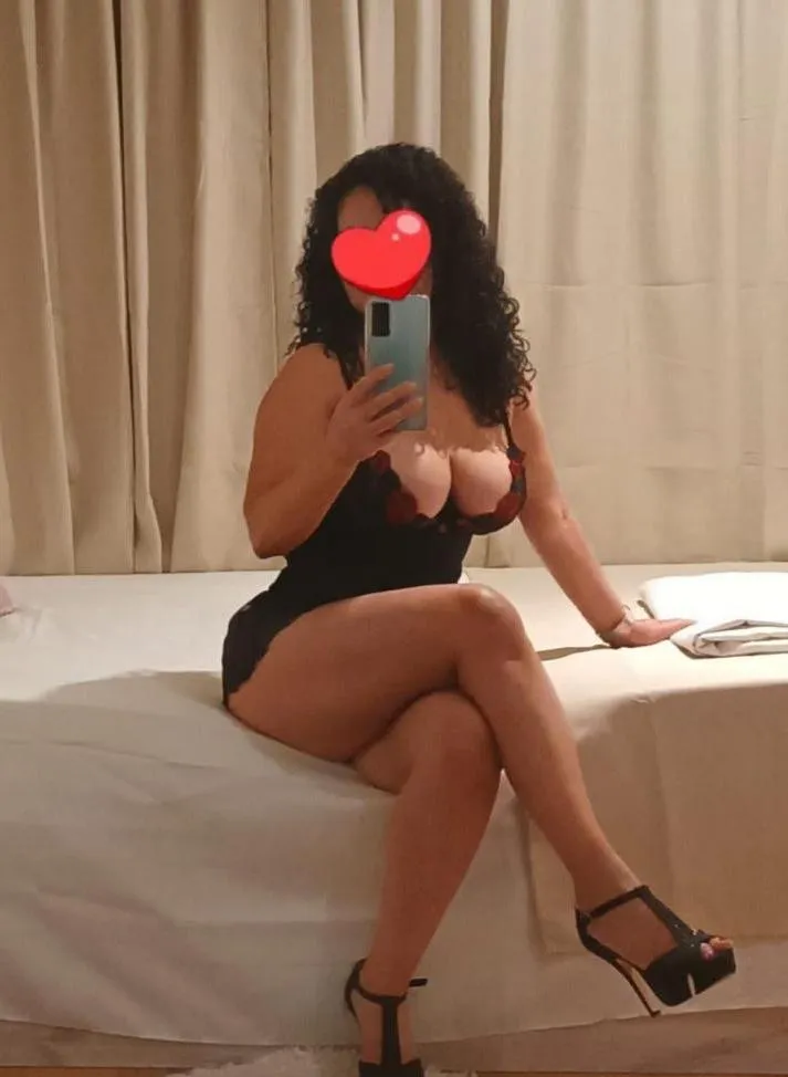 Madurita y Atractiva Spa - +34 644675497 - copertina