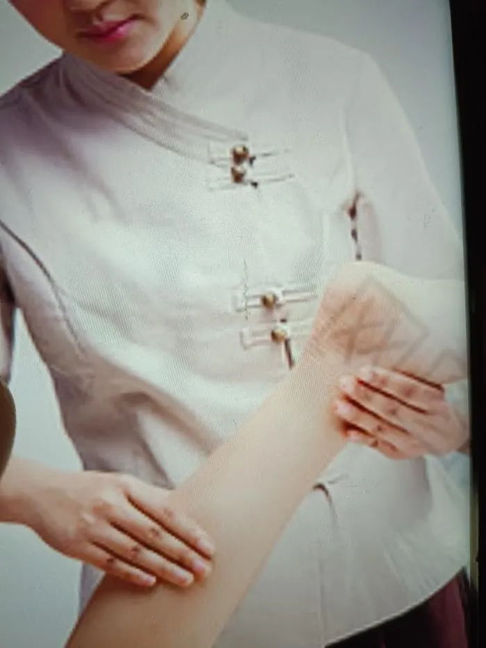 Luna Oriental - +34 722318449 - immagine 2 di 2