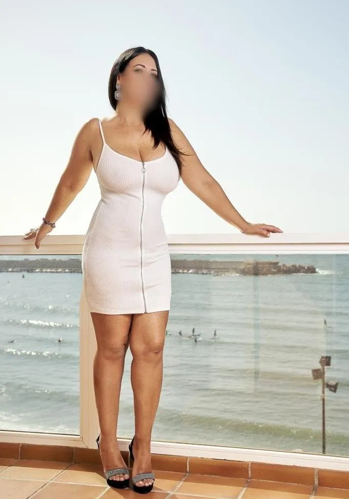 Helena Relax y Bienestar - +34 641883836 - copertina