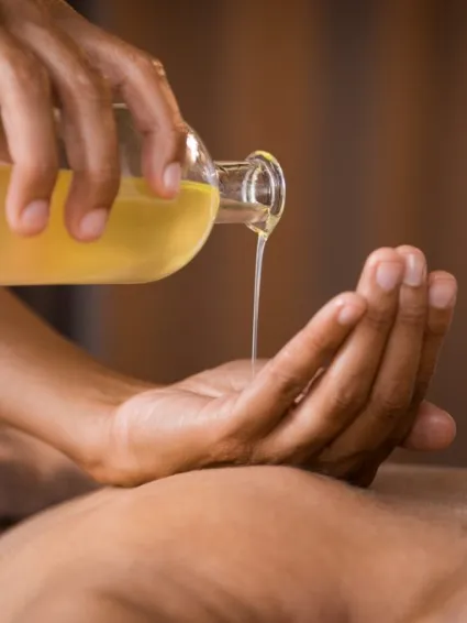 MASSAGGI TANTRA MILANO -piedi massage - +39 3274613711 - immagine 2 di 9