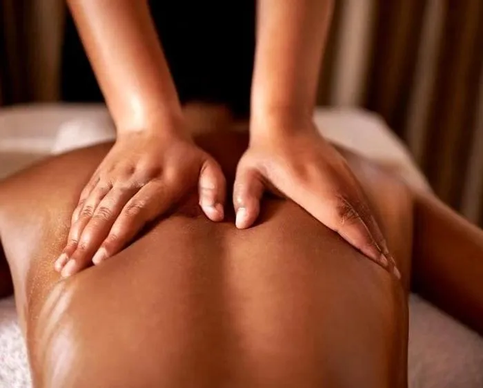 Masajes de Lujo - +34 636667101 - copertina