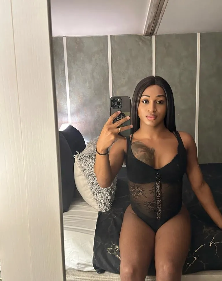 Latina Exótica Spa - +34 615239372 - copertina