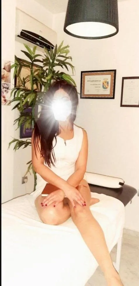 Masajes Únicos y Especiales - +34653858883 - copertina