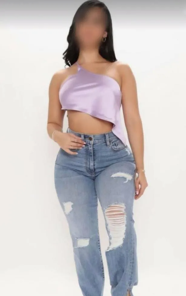 Masajes Hermosa Camila