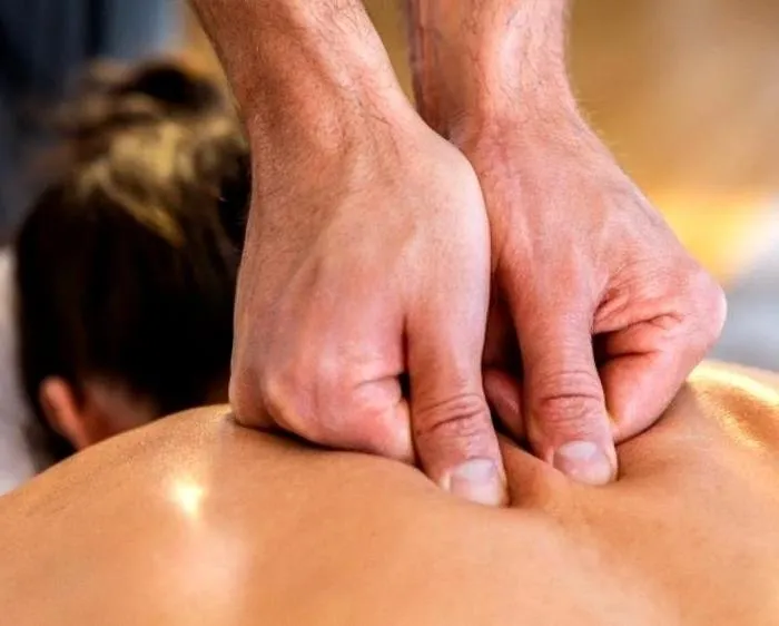 Masajes Profesionales Fisioterapéuticos - +34 604185476 - immagine 3 di 3