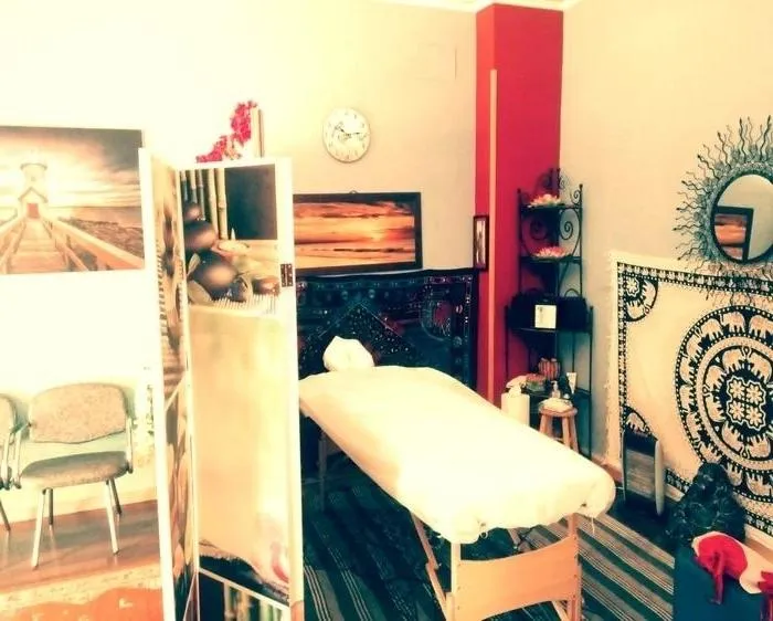 Masajes Expertos Terapéuticos - +34 613321507 - imagen 2 de 2