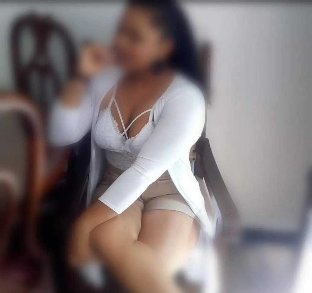 Masajes de Lujo - +34 644575238 - copertina