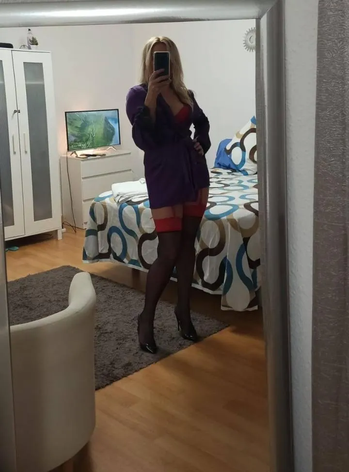 Rosa Femenina Spa - +34 672934390 - copertina