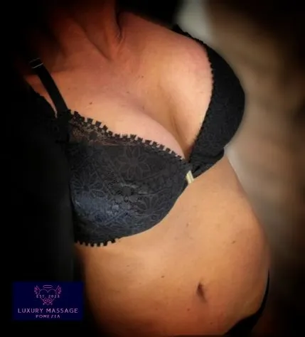Massaggi tantra  Pomezia - +39 3717556940 - immagine 2 di 2