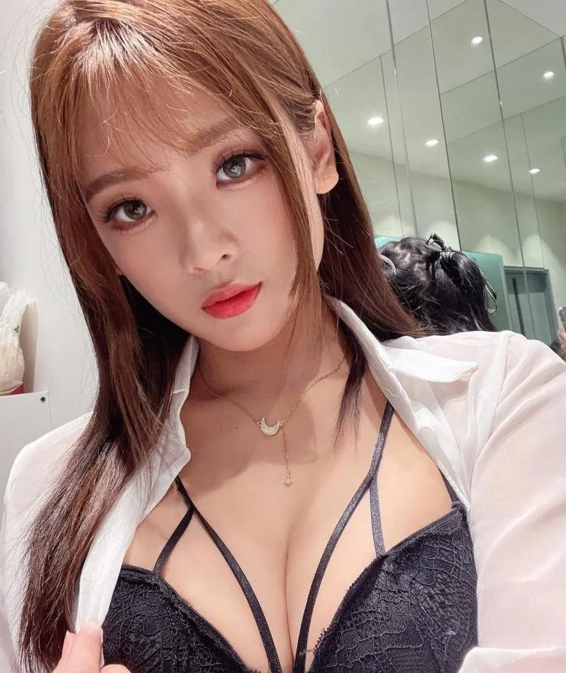 Monica Zen Spa - +34 642749813 - copertina