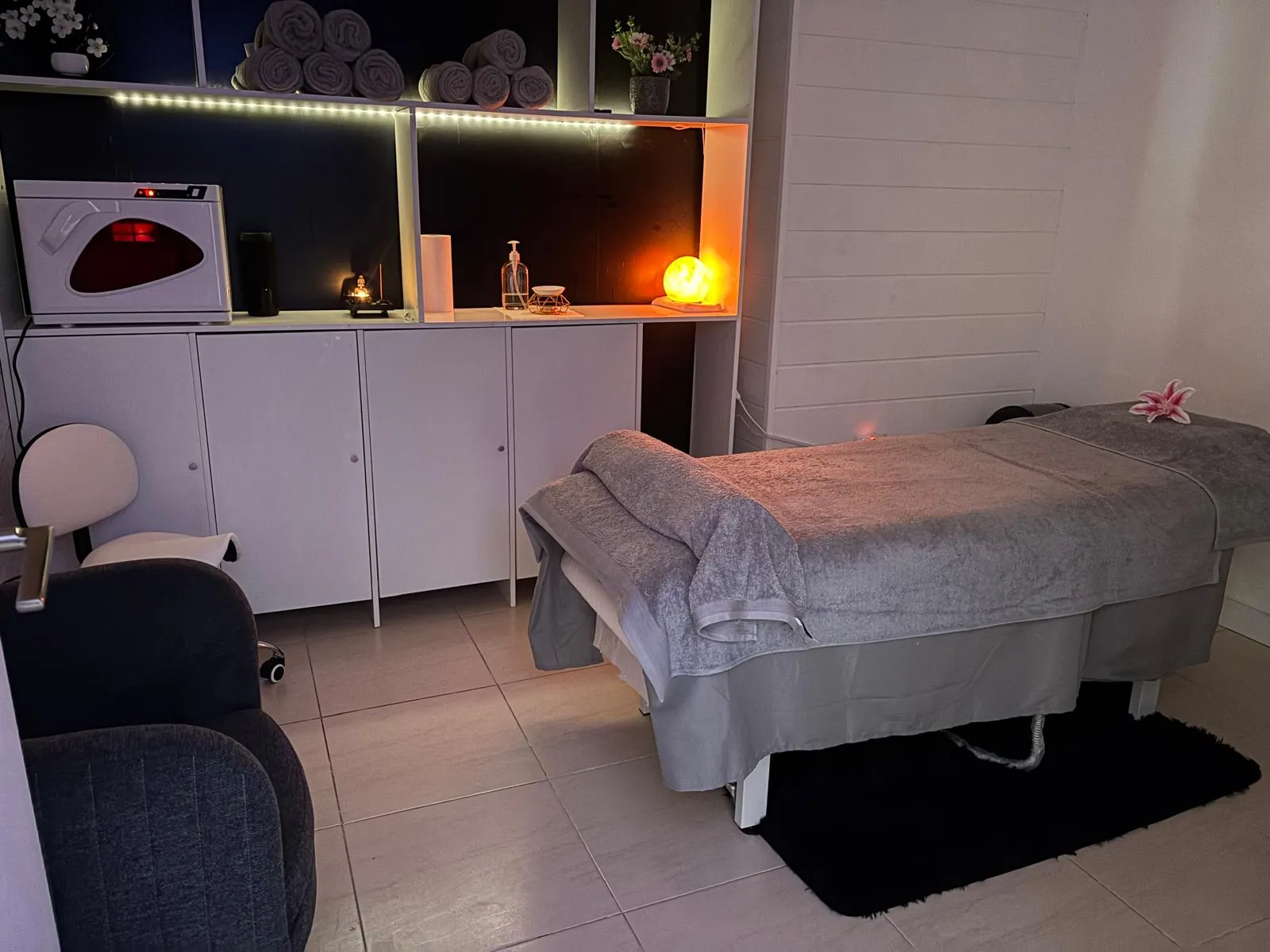 Aura - +34 346586764 - immagine 3 di 5