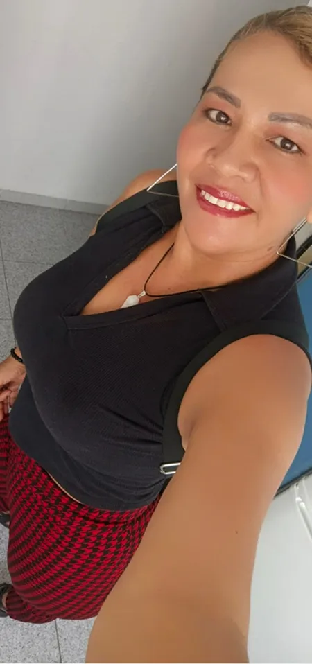 LAURA - +34 604233847 - copertina