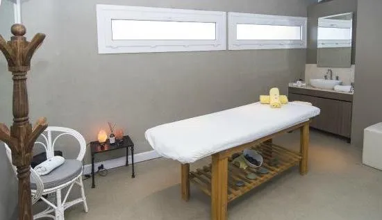 Masajes Madrileños Titulados - +34722860228 - copertina